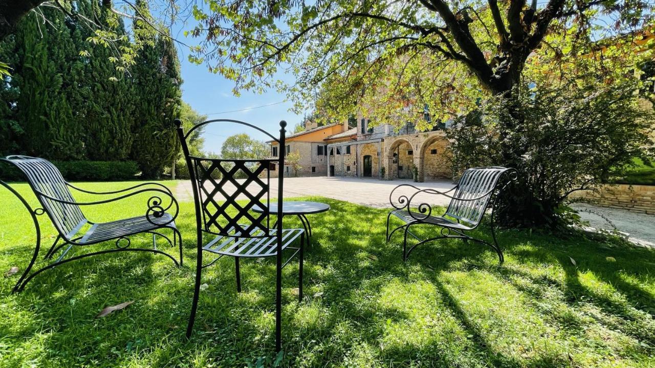 B&B Villa Dei Priori Monsampolo del Tronto Kültér fotó