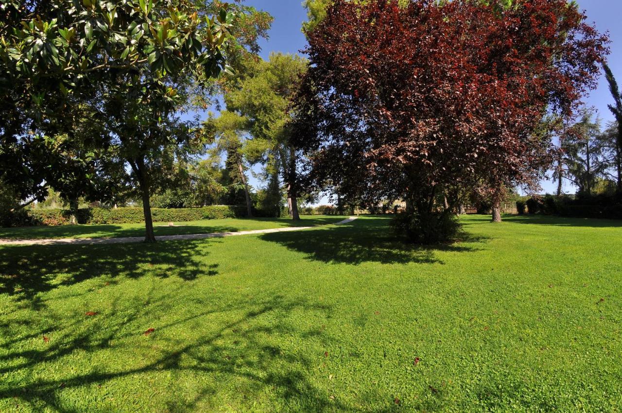 B&B Villa Dei Priori Monsampolo del Tronto Kültér fotó